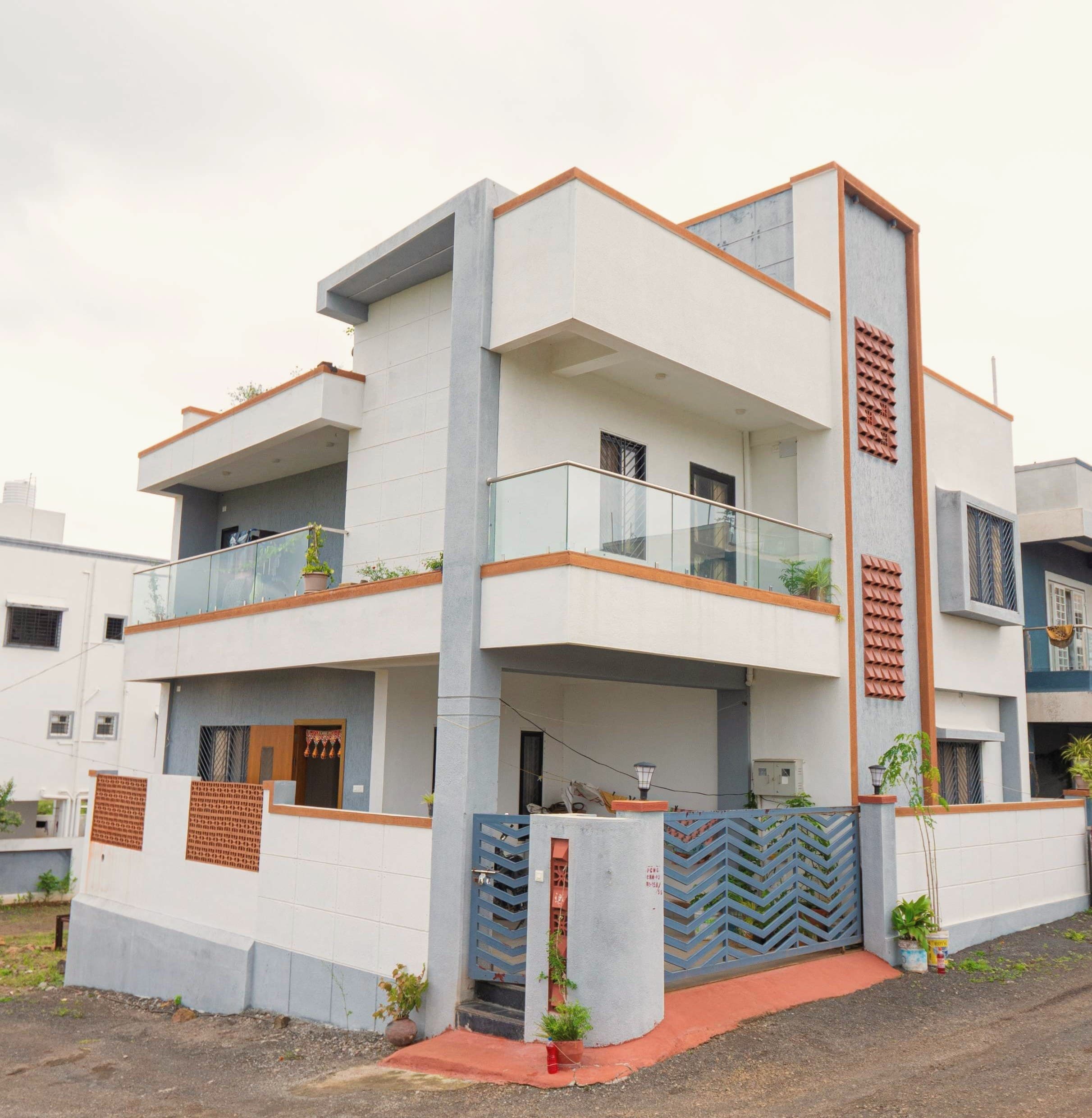 Shinde House — External View